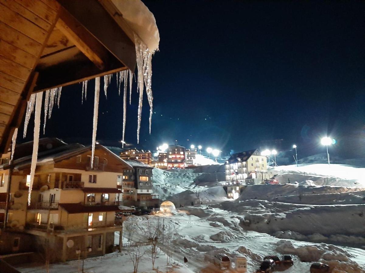 Gudauri Ski Studio Luaran gambar